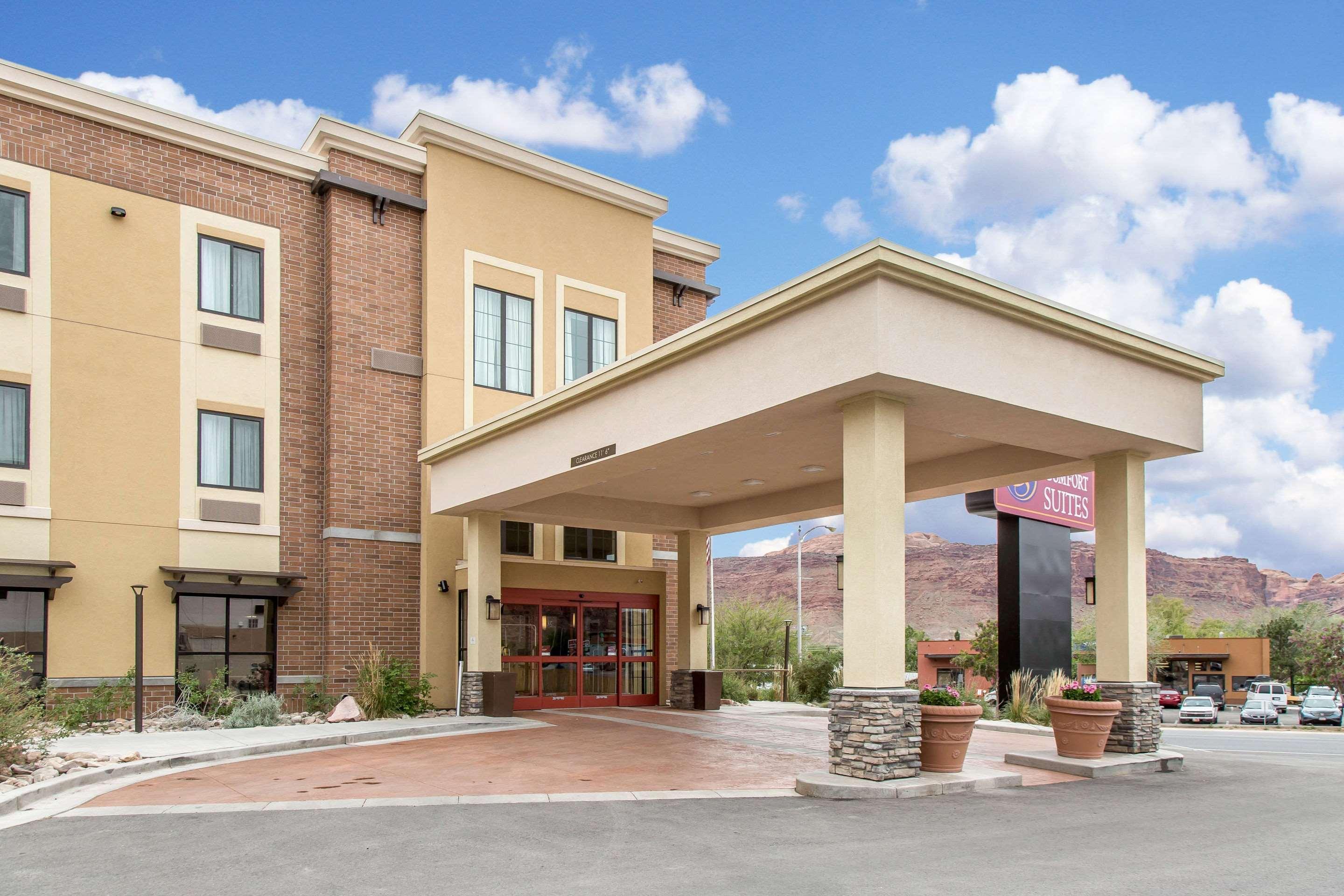 Comfort Suites Moab Near Arches National Park Exterior photo